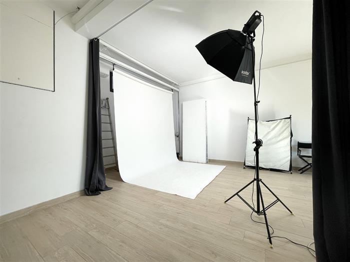 slum lab studio fotografico a noleggio milano