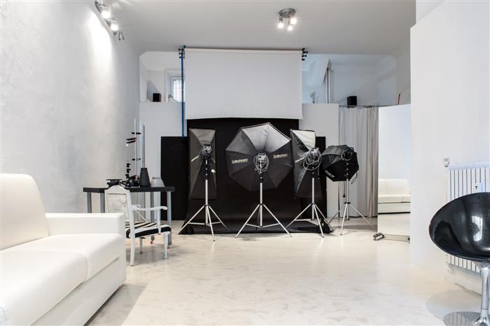 cadamosto eight studio fotografico a noleggio milano