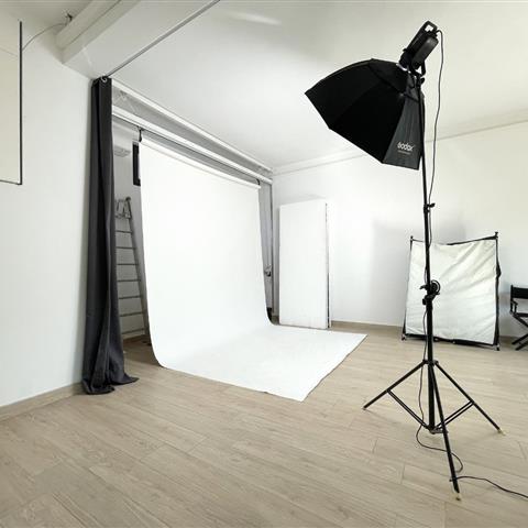 slum lab studio fotografico a noleggio milano