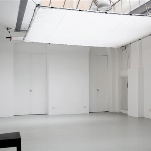 daylight studio sala posa a noleggio di milano